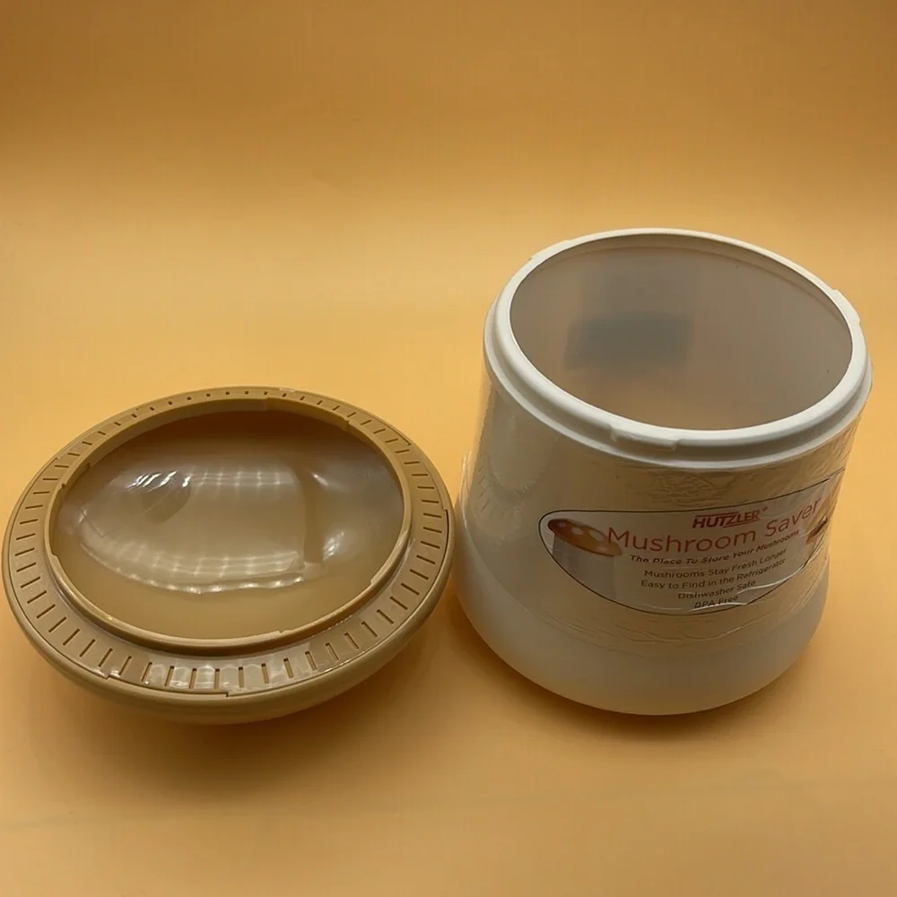 Hutzler Mushroom Saver or Storage Container Brown/Toadstool Style - Picture 9 of 10